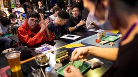 FOTO: 2024 Jadi Akhir Warga Thailand Bisa Senang-Senang dengan Ganja