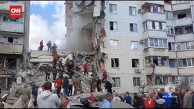 VIDEO: Bangunan Perumahan di Rusia Dihantam Rudal. 8 Orang Tewas