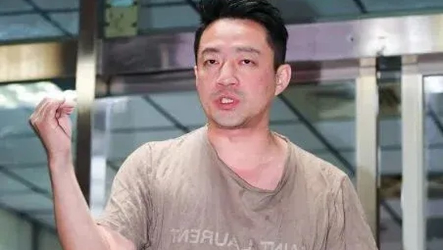 Wang Xiaofei, Mantan Suami Barbie Hsu Wang Xiaofei, Mantan Suami Barbie Hsu