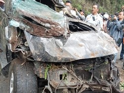 Polisi: Tak Ada Jejak Pengereman Kecelakaan Fortuner di Kawasan Bromo
