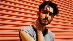 Lirik Lagu Waiting Outside the Lines - Greyson Chance