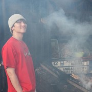 Bikin Fans Heboh, Simak Gaya Aktor Korea Ji Chang Wook Saat 'Jajan' Sate di Jakarta