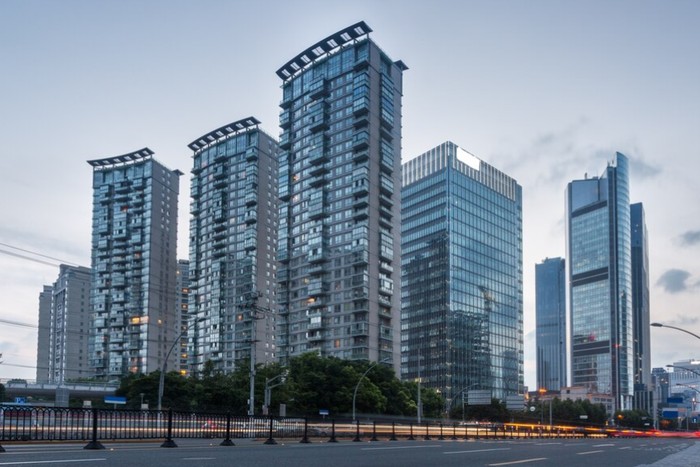 Kelebihan dan Kekurangan Membeli Rumah atau Apartemen