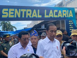 Jokowi Kunjungi Pasar di Kolaka Utara Sultra, Kaget Harga Beras Lokal Segini