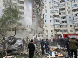 Serangan Udara Rusia Hantam Apartemen di Kharkiv, 3 Orang Tewas-24 Terluka