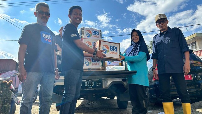 BRI melalui aktivitas Corporate Social Responsibility BRI Peduli mobilitas sigap menyalurkan support tanggap musibah di enam kabupaten dan kota di Sumatera Barat.