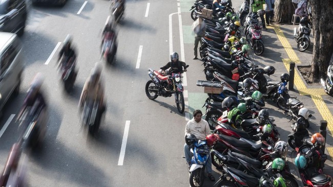 Pengaruh Jukir Liar di Jakarta: Harga Tidak Wajar Namun Memberi Rasa Aman