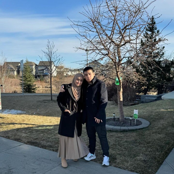<p>"<em>MasyaAllah</em> indah banget pemandangannya," ungkap seorang netizen. "<em>MasyaAllah</em> indah pemandangannya. Sehat bahagia selalu bersama keluarga ya, Kak," papar netizen lainnya. (Foto: Instagram: @cindyfatikasari18)</p>