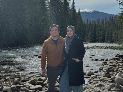 7 Potret Kehidupan Cindy Fatikasari dan Teuku Firmansyah Usai Pindah ke Kanada