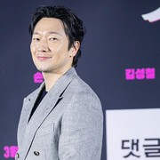 Son Seok Gu Pertimbangkan untuk Reuni dengan Sutradara 'My Liberation Notes' dalam Tajuk Drama Baru