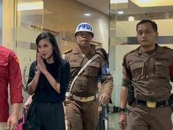 Pihak Sandra Dewi Minta Maaf Bungkam Usai Diperiksa Kejagung