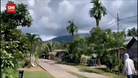 VIDEO: Gunung Ibu Erupsi Lagi, Warga Mulai Ketakutan