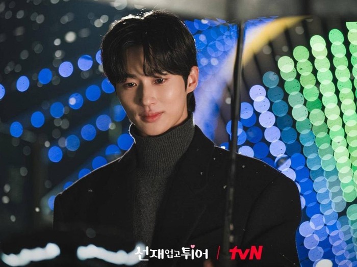 Byeon Woo Seok sukses menjadi Sun Jae di Lovely Runner/ Foto: instagram.com/tvn_drama