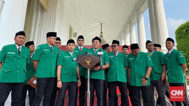 Ketua Umum GP Ansor Addin Jauharuddin menegaskan Presiden Joko Widodo (Jokowi) merupakan bagian dari family GP Ansor dan Banser Nahdlatul Ulama (NU).