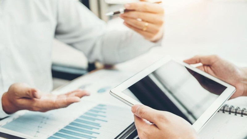 Bank Mandiri secara konsisten terus memberikan layanan dan solusi finansial yang lengkap