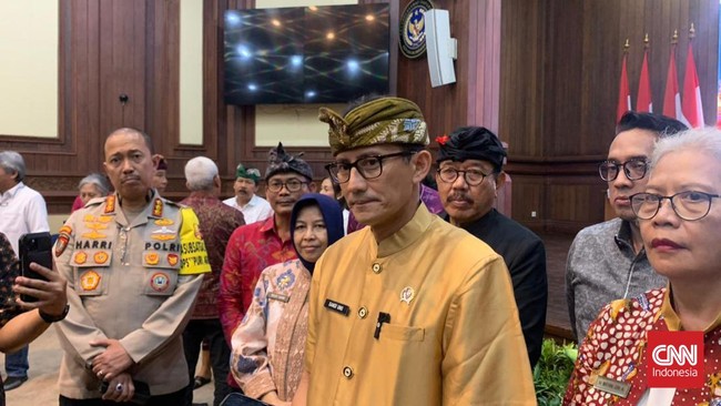 Merespons 'New Moscow' di Bali, Sandiaga menilai itu perlu didalami lagi apakah menyalahi peraturan perundang-undangan RI, dan bisa juga dijadikan peluang.