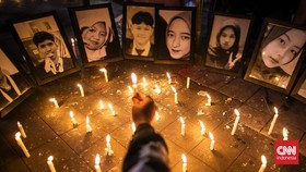 FOTO: Solidaritas Doa Pelajar untuk Korban Bus Maut SMK Lingga Kencana