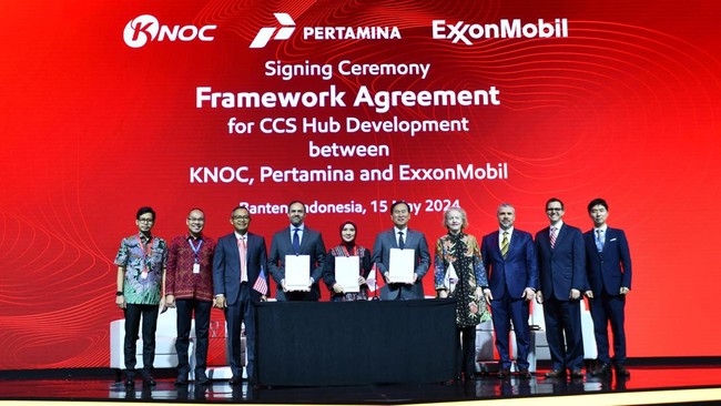 Melalui kerja sama ini, Pertamina, KNOC dan ExxonMobil sepakat melaksanakan cooperative framework yang memperluas kolaborasi trans-boundary value chain CCS.