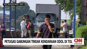VIDEO: Petugas Gabungan Tindak Kendaraan Odol di Tol