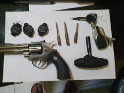 Maling Motor di Bogor Ditangkap Warga, Takut-takuti Korban Pakai Pistol Mainan