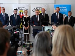 PM Slovakia Kini Stabil di RS Usai Sempat Kritis Akibat Ditembak