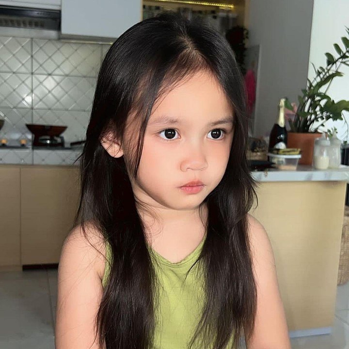 <p>Melihat dari Instagram kedua orang tuanya, Zaenab semakin tumbuh besar, Bunda. Di bulan Desember tahun ini, Zaenab akan genap berusia 5 tahun. (Foto: Instagram: @young_lex18)</p>