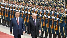 FOTO: 'Kemesraan' 2 Pemimpin Negara Raksasa Xi Jinping-Putin