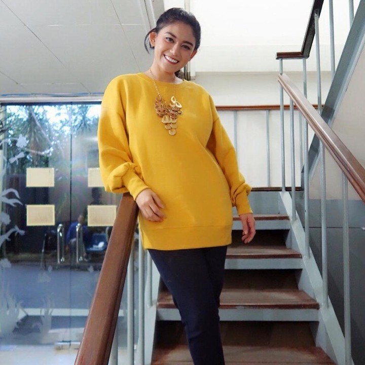 <p>Thalita pernah mengungkap perjalanan dietnya hingga bisa memangkas berat badan sampai 26 kilogram (kg). Menurut perempuan 36 tahun ini, diet yang dijalaninya bisa berhasil karena ia memiliki komitmen dan percaya akan prosesnya. (Foto: Instagram @thalitalatief)</p>