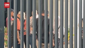 VIDEO: Rumah Adik SYL di Makassar Digeledah, KPK: Iya Benar