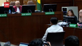 VIDEO: JK di Sidang Korupsi LNG: Saya Bingung Karen Jadi Terdakwa