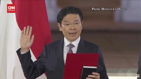 VIDEO: Lawrence Wong Jadi PM Singapura. Lee Hsien Loong Menteri Senior