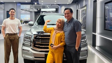 KISAH DI BALIK HADIAH MOBIL UNTUK IBU SAMBUNG VERRELL
