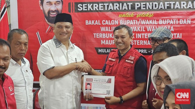 Jubir Partai Aceh Nurzahri mengatakan Wakapolda Aceh Armia Fahmi baru bakal aktif sebagai kader Partai Aceh setelah pensiun dari personil kepolisian.