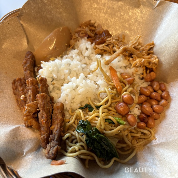 Sederet makanan khas Bali