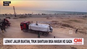 VIDEO: Lewat Jalur Buatan, Truk Relawan Bisa Masuk ke Gaza