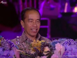 Kala Jokowi Ikut Nyanyi di Gala Dinner WWF Bali, Para Menterinya Joget