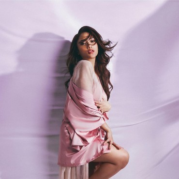 Lirik Lagu Aku Takdirmu - Marion Jola