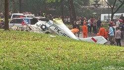 Heboh Pesawat Jatuh di Jalanan BSD, 3 Orang Dilaporkan Meninggal