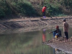 Liburan Warga Bandung, Berburu Ikan di Akhir Pekan