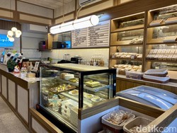 Bie Sing Hoo: Mencicipi Kelezatan Roti dan Es Potong dari Toko Roti Kuno dari Magelang