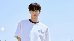 Teguran Keras Agensi ke Fans soal Pelanggaran Privasi Byeon Woo Seok