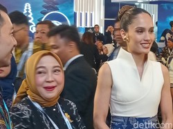 Hadir di WWF Bali, Cinta Laura Singgung Bahayanya Pencemaran Air
