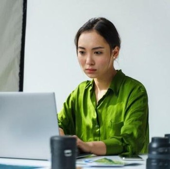 5 Cara Melatih Otak agar Tetap Fokus Bekerja Meski Sedang Berpuasa