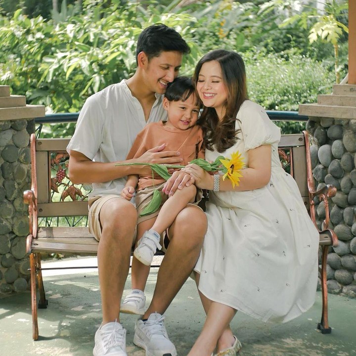 <p>Tasya melahirkan Arrasya pada 13 Mei 2019. Di tahun 2024 ini, Arrasya pun genap berusia 5 tahun. Wah, sudah besar, ya! (Foto: Instagram: @tasyakamila)</p>