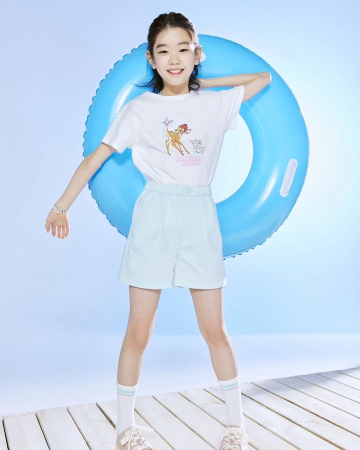 Seiring dengan kesuksesannya di dunia hiburan, sang aktris banyak menerima tawaran menjadi model iklan untuk beberapa brand, salah satunya Top Ten Kids./ Foto: instagram.com/soi_hami