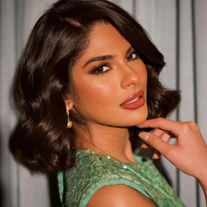 <p>Sheynnis berhasil unggul dari kontestan lainnya seperti Anntonia Porsild, Miss Universe Thailand yang menduduki posisi <em>runner-up</em> 1. Tidak hanya itu, ia juga unggul dari Moraya Wilson, Miss Universe Australia yang mendapati posisi <em>runner-up</em> 2. (Foto: Instagram: @sheynnispalacios_of)</p>
