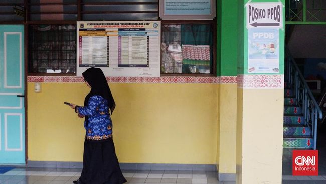 Kemendikdasmen telah menetapkan pencairan Tunjangan Profesi Guru (TPG) Triwulan 4 2025. Simak jadwal pencairan TPG Triwulan 4 dan besarannya.