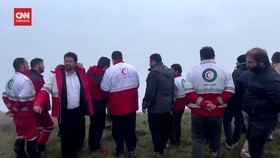 VIDEO: Menembus Badai, Tim SAR Temukan Helikopter Presiden Raisi