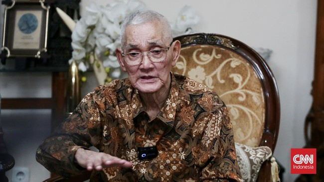 Kapolri menyampaikan duka cita atas wafatnya Wapres RI ke-6, Try Sutrisno. Ia mengenang jasa dan teladan Try itu bagi bangsa.