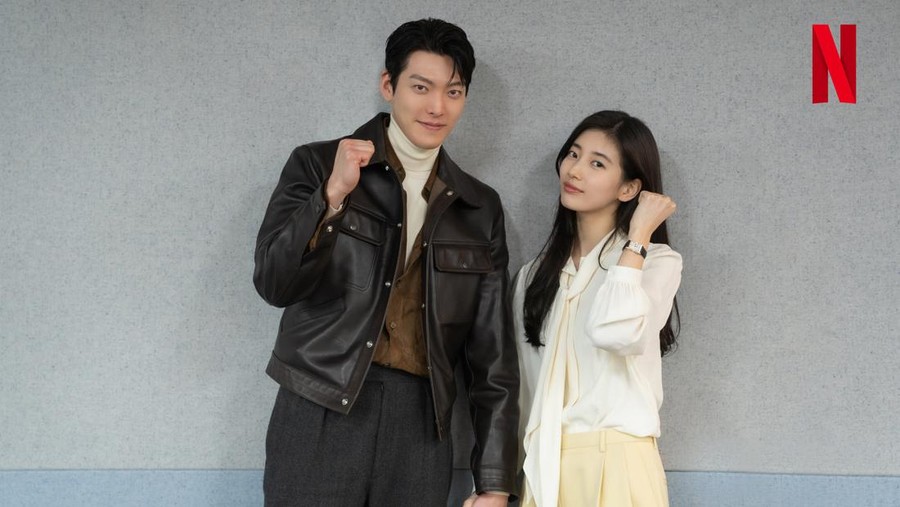 Para pemain drama Korea All The Love You Wish For di sesi reading naskah.